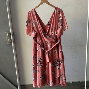 NWT Torrid Pink Floral Midi Dress